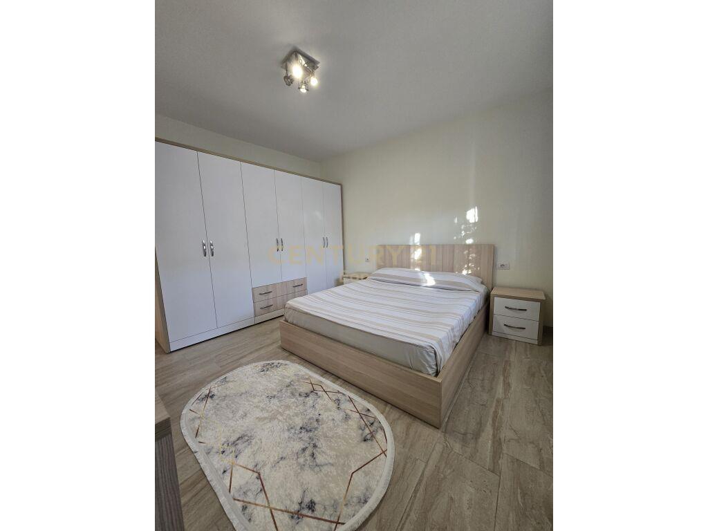 JEPET ME QIRA APARTAMENT 2+1 ME OBORR NE DURRES!