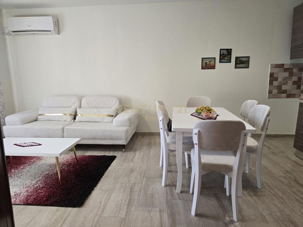 JEPET ME QIRA APARTAMENT 2+1 ME OBORR NE DURRES!