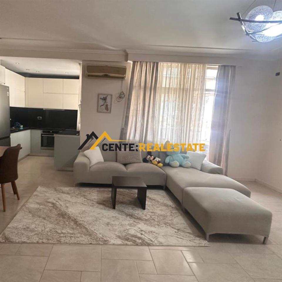 JEPET ME QIRA APARTAMENT 2+1 I MOBILUAR, ELBASAN.