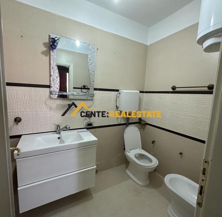 JEPET ME QIRA APARTAMENT 2+1 I MOBILUAR, ELBASAN.
