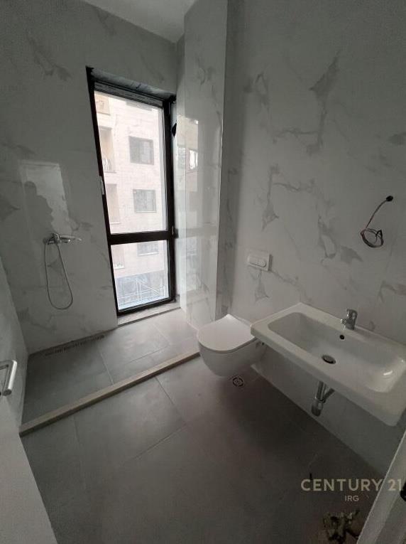 Qira Apartament 2+1+2 Liqeni i Thatë