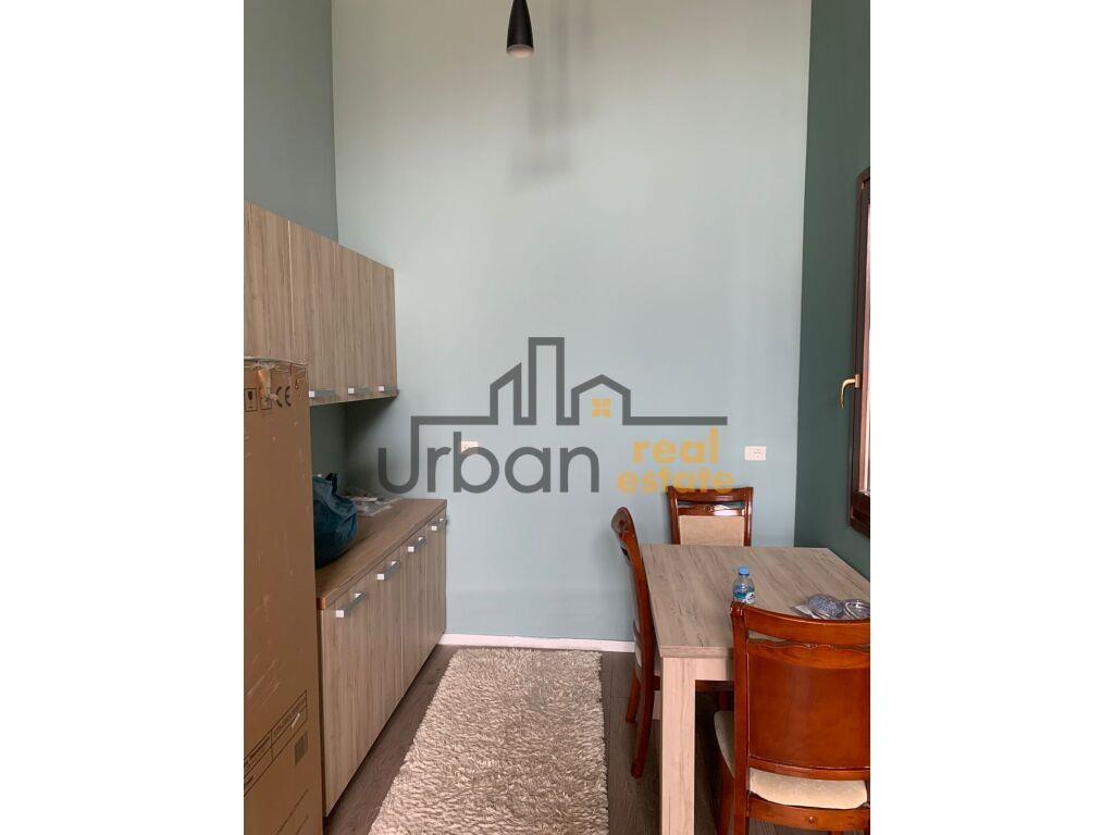 Qera, Apartament 2+1+Ballkon, Kopshti Botanik, Tiranë – 650€