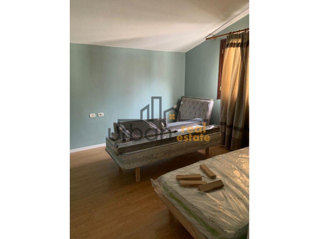 Qera, Apartament 2+1+Ballkon, Kopshti Botanik, Tiranë – 650€