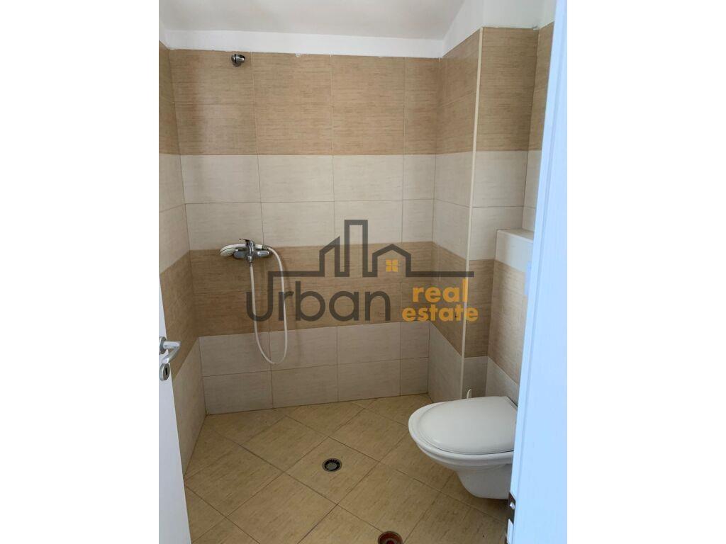 Qera, Apartament 2+1+Ballkon, Kopshti Botanik, Tiranë – 650€