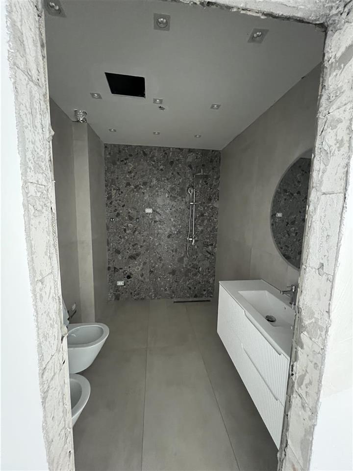 Lake View Jepet me Qera Apartament Pronar