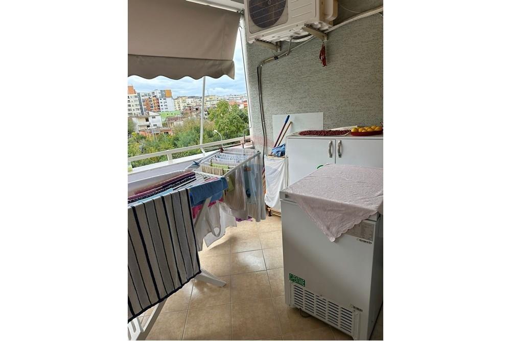 APARTAMENT ME QIRA 2+1 NE ASTIR