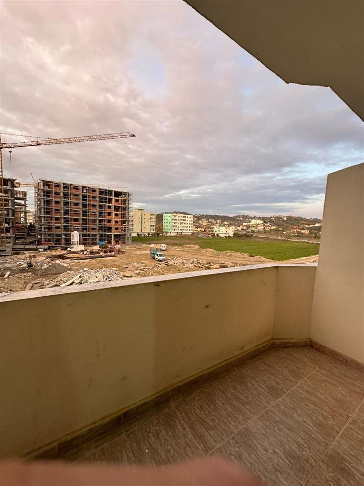 OKAZION!!! SHITET GARSONIERE Golem, DURRES!