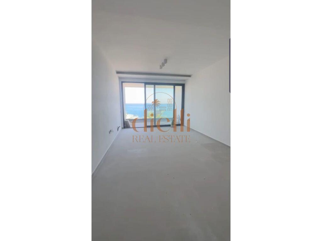 Shitet Apartament 2+1+2, ne Vlore (Prane Marina Bay Resort &