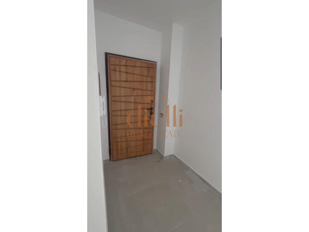 Shitet Apartament 2+1+2, ne Vlore (Prane Marina Bay Resort &