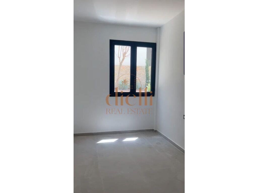 Shitet Apartament 2+1+2, ne Vlore (Prane Marina Bay Resort &