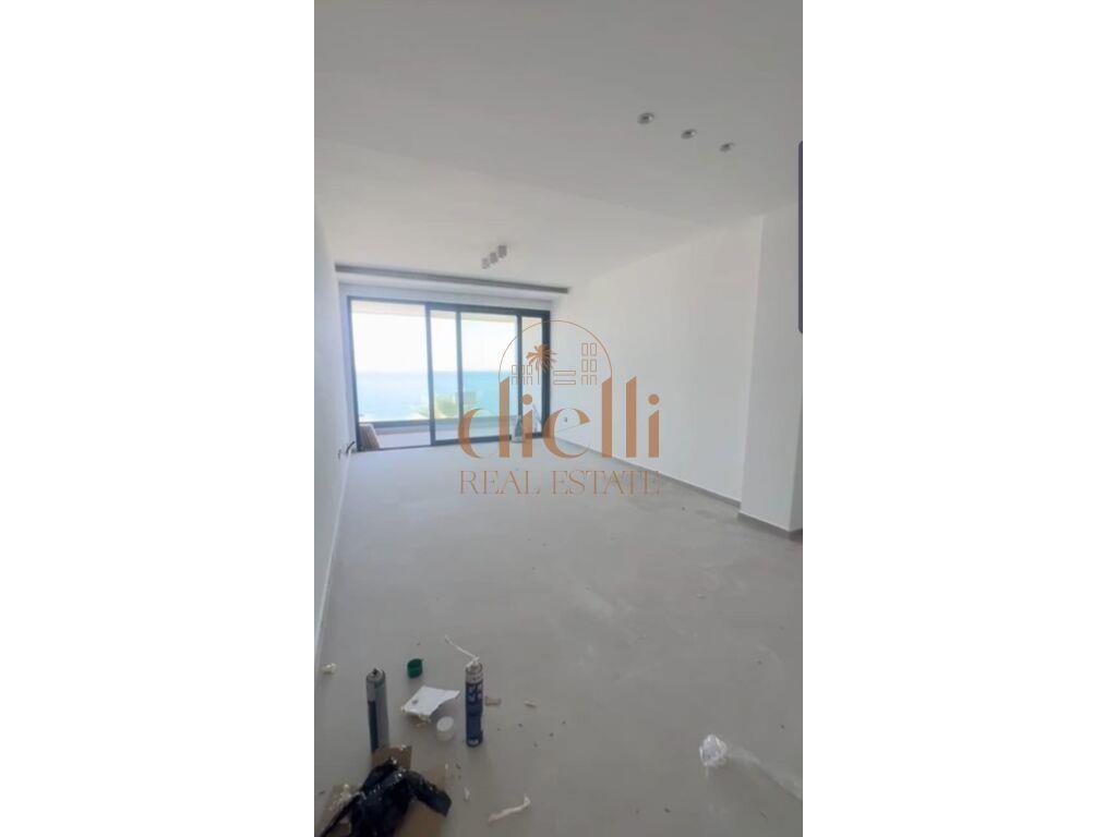 Shitet Apartament 2+1+2, ne Vlore (Prane Marina Bay Resort &