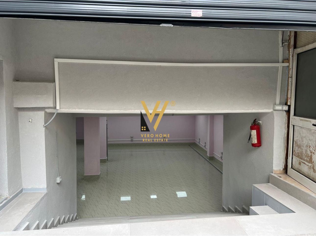 AMBJENT 130 M2 TE XHAMIA E TABAKEVE 650 EURO