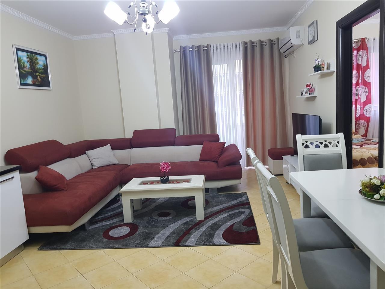 Jepet me qera apartament 2+1 ne Astir