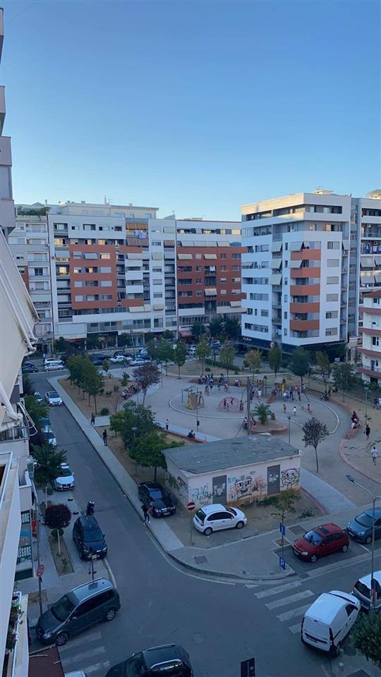 Jepet me qera apartament 2+1 ne Astir