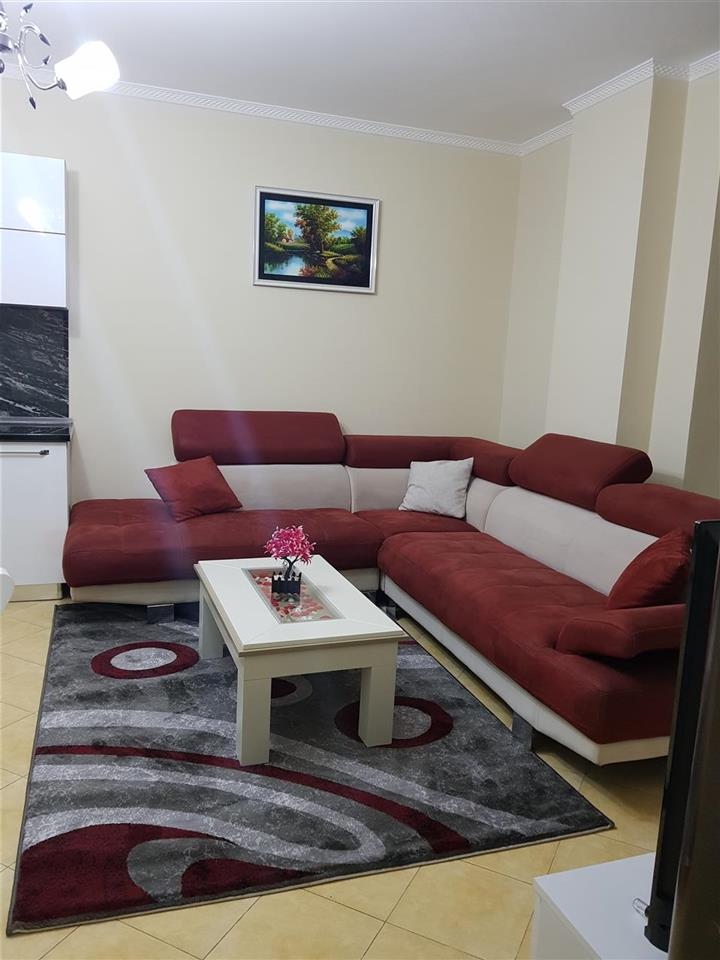 Jepet me qera apartament 2+1 ne Astir