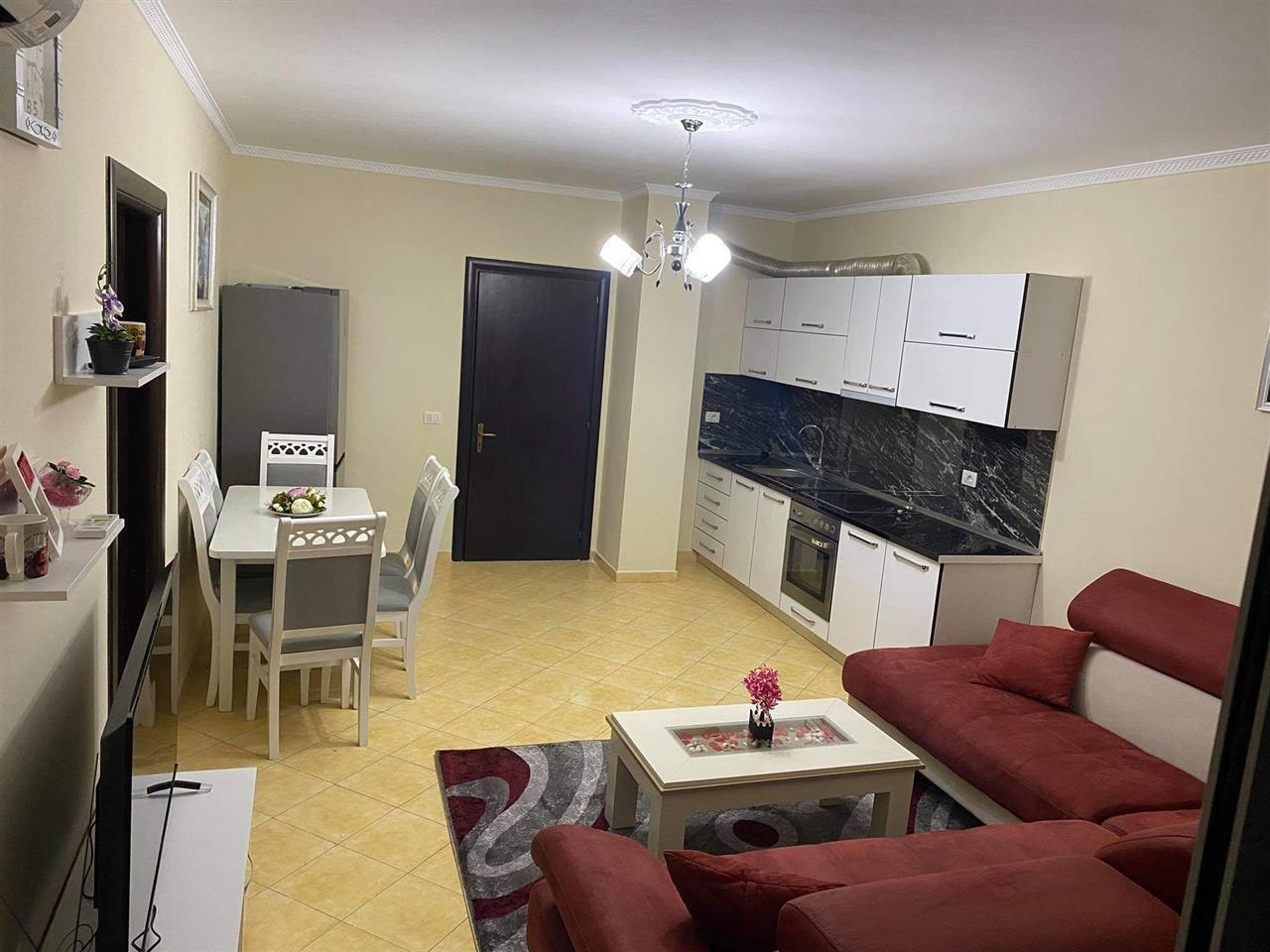 Jepet me qera apartament 2+1 ne Astir