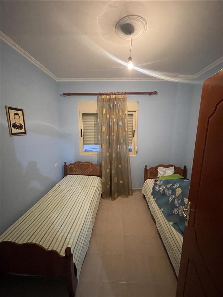 Apartment 2+1 Fier qender pallat i ri