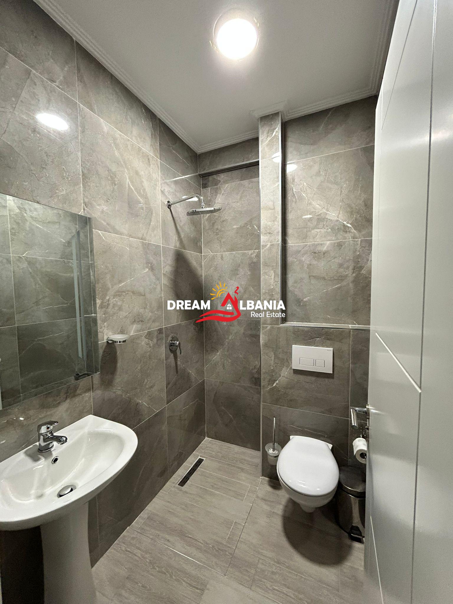 Apartament me qera 2+1+2 me post parkimi ne Fresk