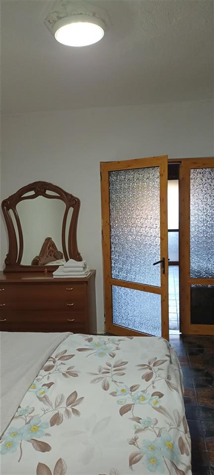 Hyrje ne kat te pare me qera