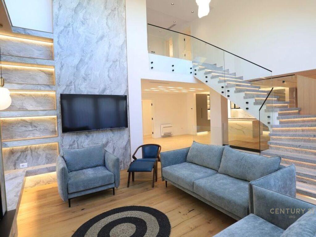 Vile Luksoze per Qira ne Petrele