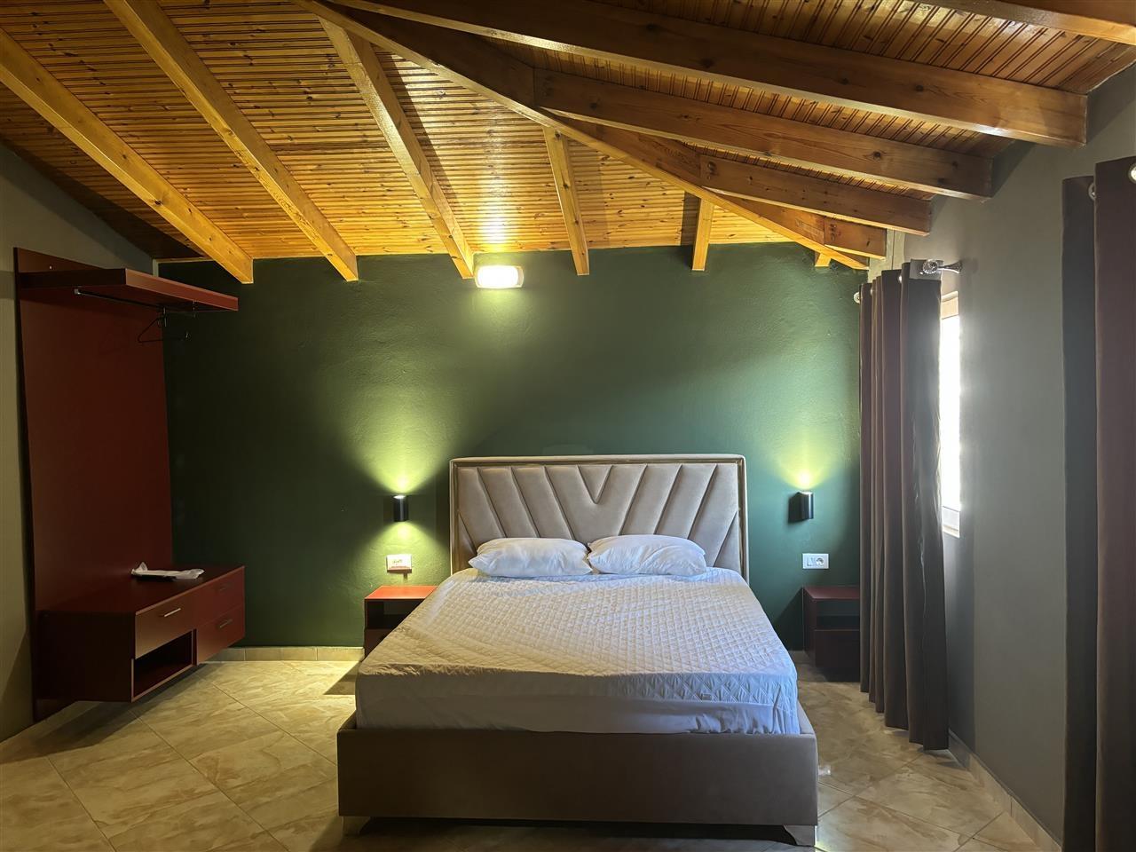 Shitet Papafingo ne Sarande