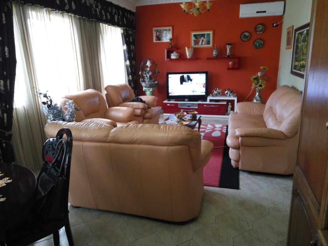 Shitet vilë 3 katëshe tek lagja 16 prilli