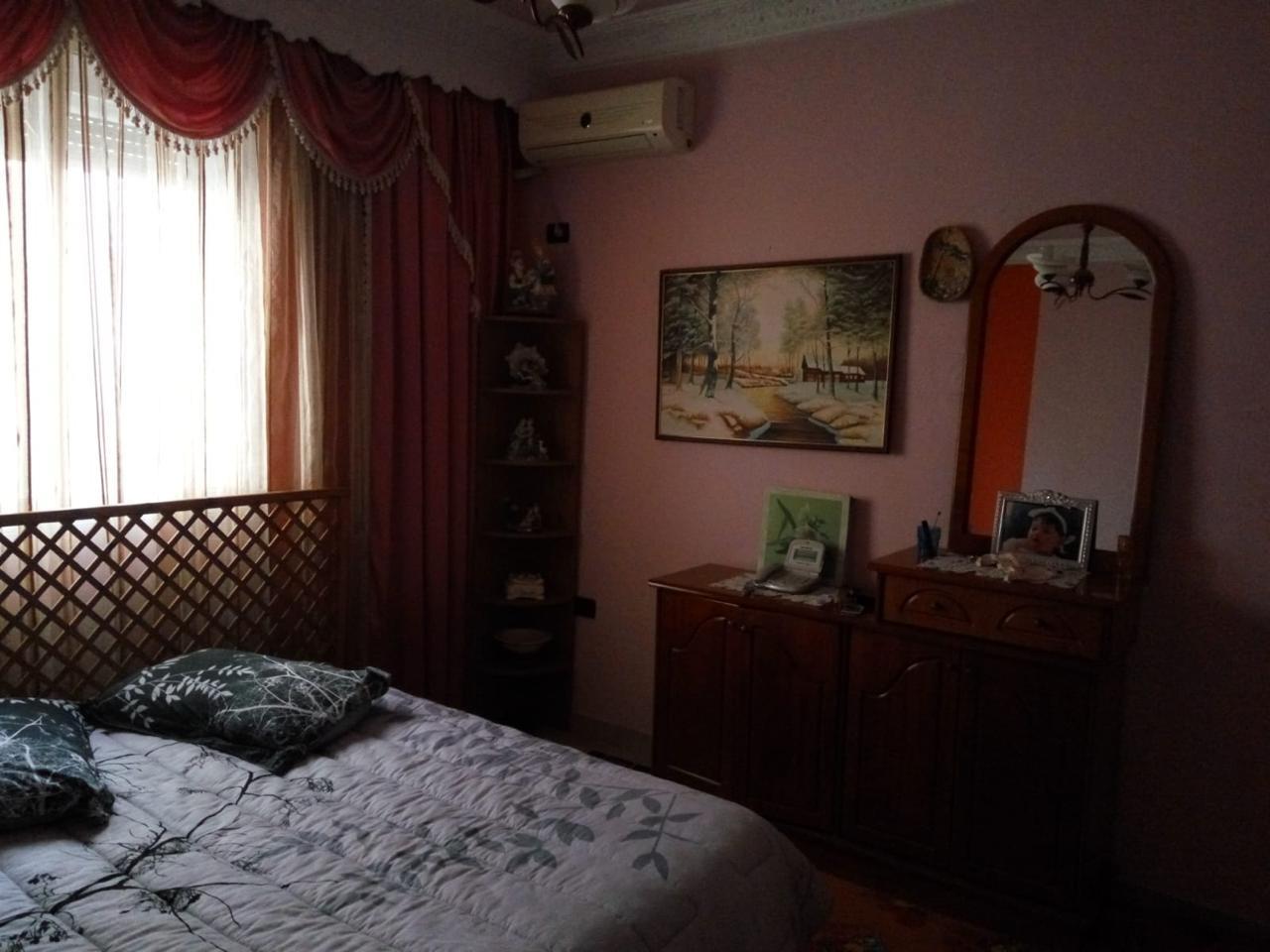 Shitet vilë 3 katëshe tek lagja 16 prilli