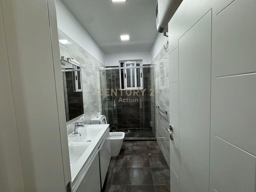 JEPET ME QIRA NJËSI PËR KLINIKË DENTARE, SHKOLLA E BALETIT!