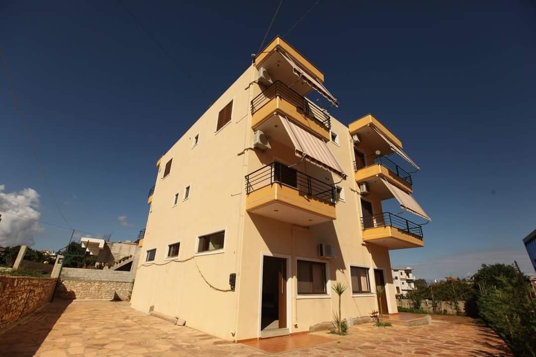 Okazion Hotel+Vilë, 1500 m2 Ksamil