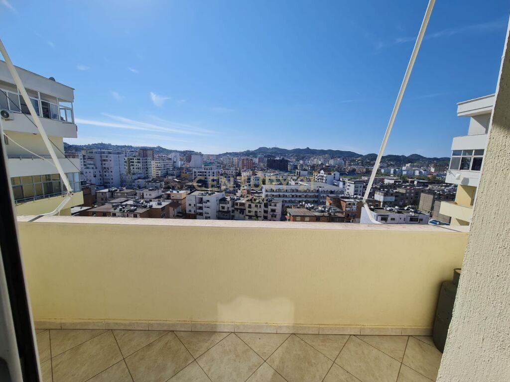 SHITET APARTAMENT 1+1 NE DURRES!