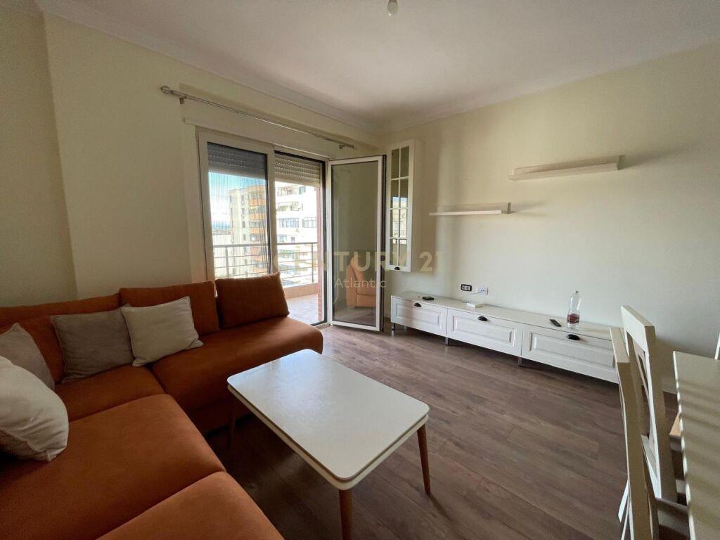 JEPET ME QIRA APARTAMENT PRANE STADIUMIT NE DURRES !