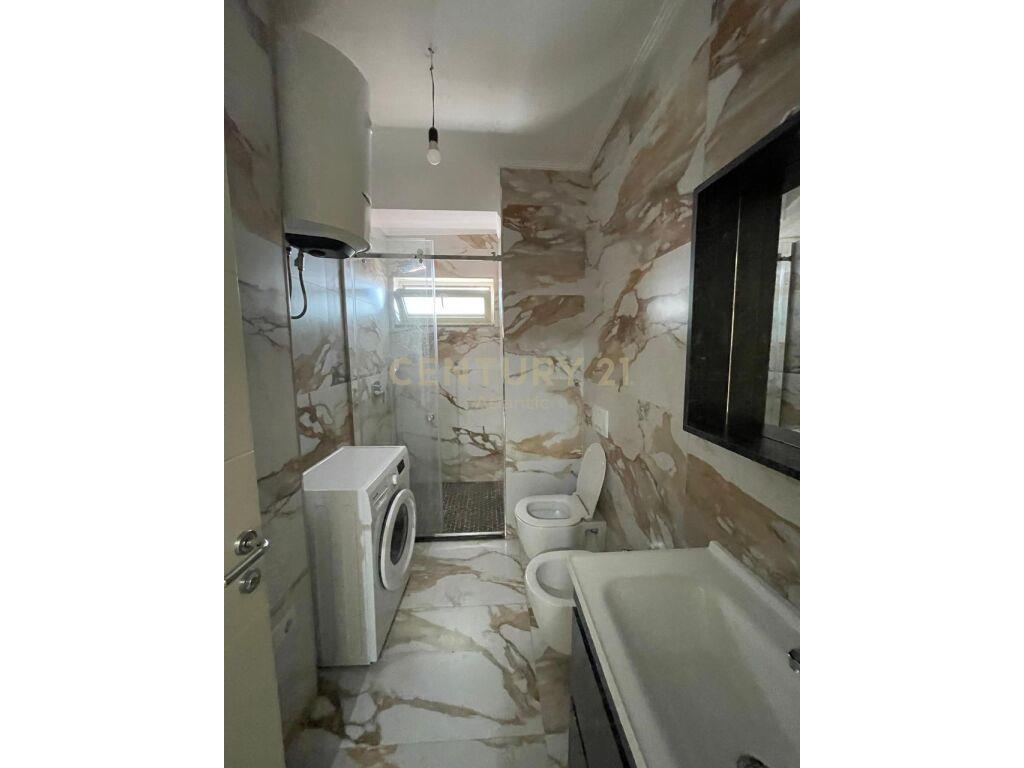 JEPET ME QIRA APARTAMENT PRANE STADIUMIT NE DURRES !