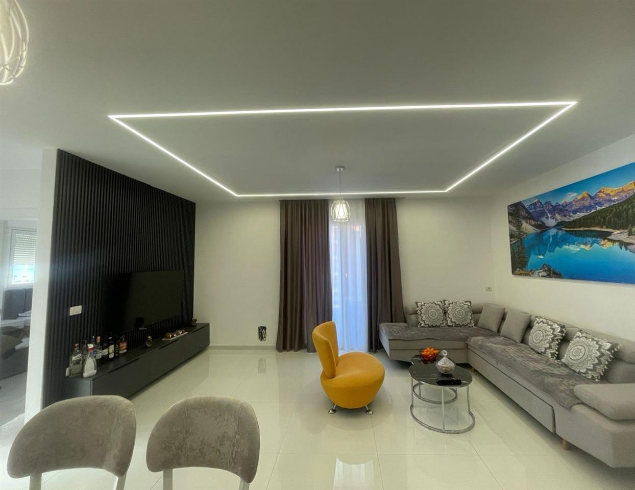 RENT!! Apartment 2+1 in Vlore