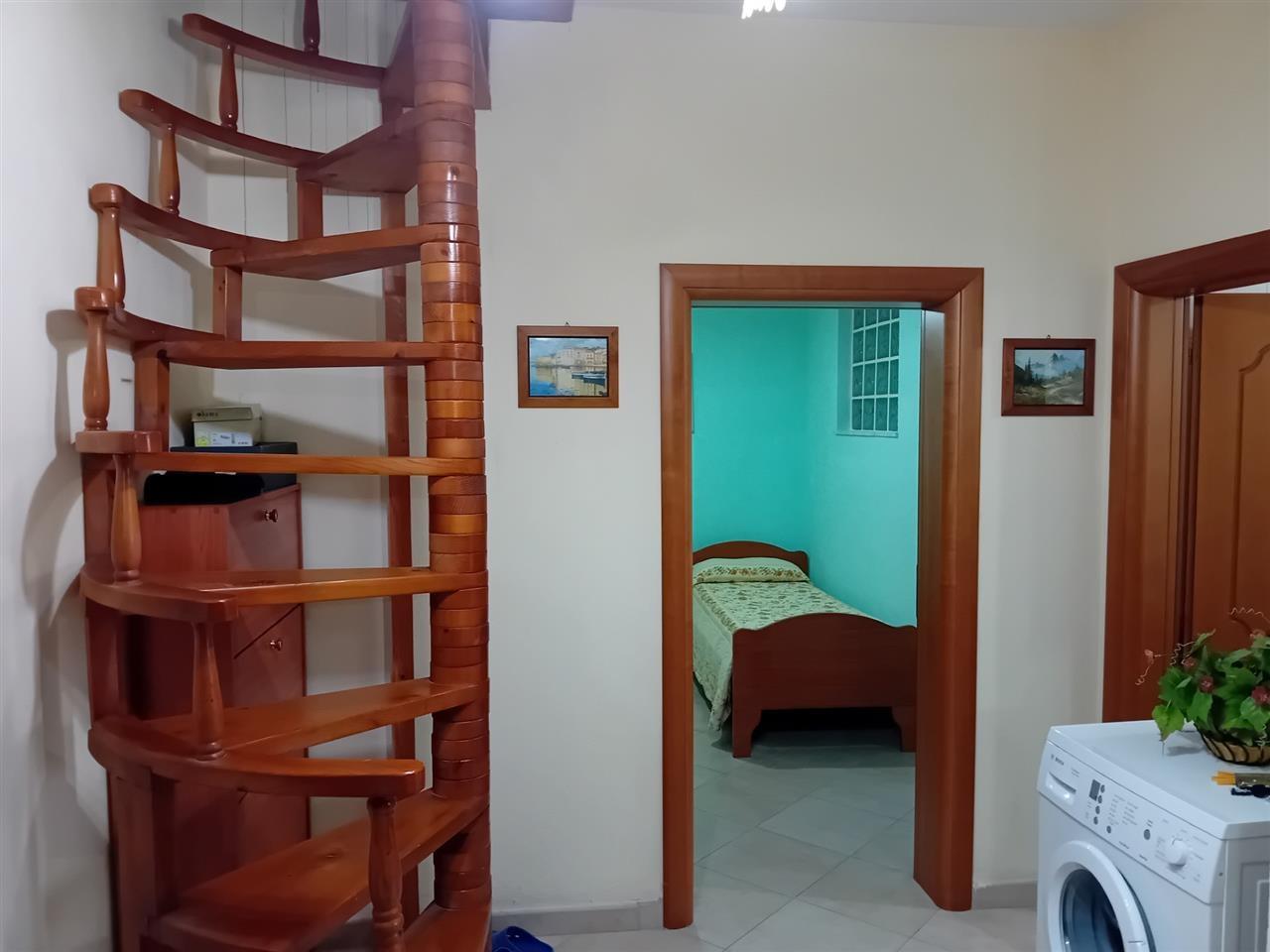 JEPET APARTAMENT 2+1 NE QENDER TEK AMFITEATRI