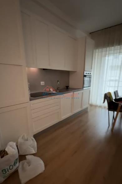 Apartament 2+1 Me Qira 21 Dhjetori Tirane