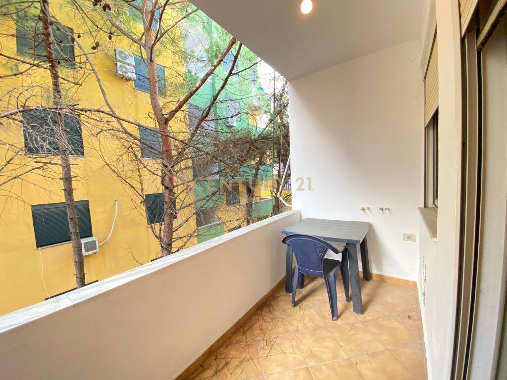 SHITET APARTAMENT 1+1 PRAN DETIT TEK SHKEMBI I KAVAJES !