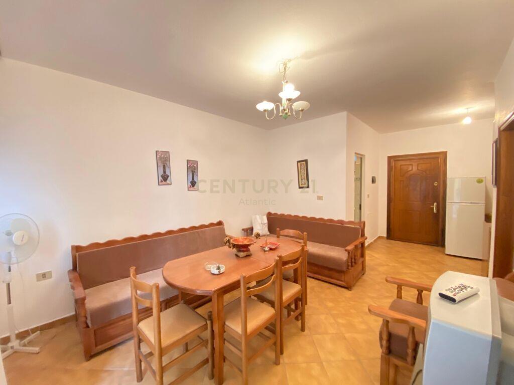 SHITET APARTAMENT 1+1 PRAN DETIT TEK SHKEMBI I KAVAJES !