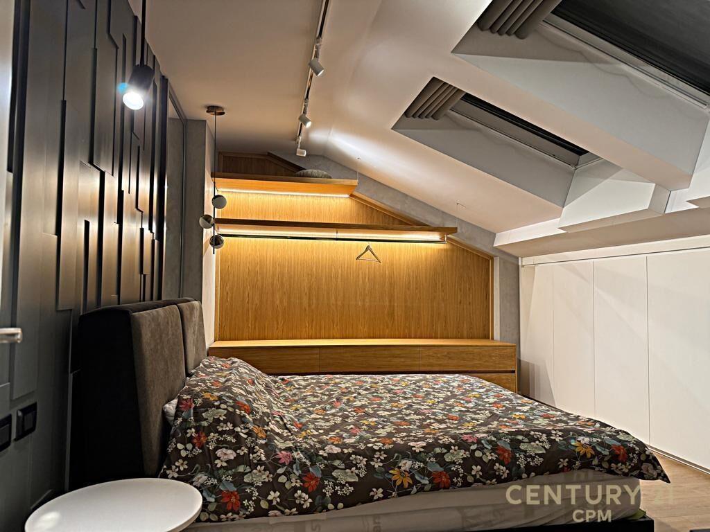 DUPLEX LUKSOZ PER QIRA 3+1+3+VERANDE+2 POSTE PARKIM