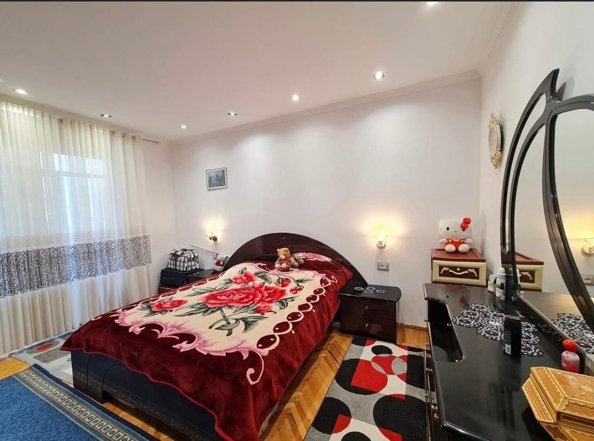 Hyrje Ne Qender te Korces me Qera Afat Gjate