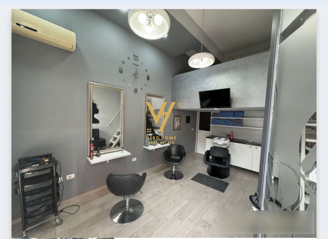 DYQAN TE RRUGA MIHAL GRAMENO 370 EURO