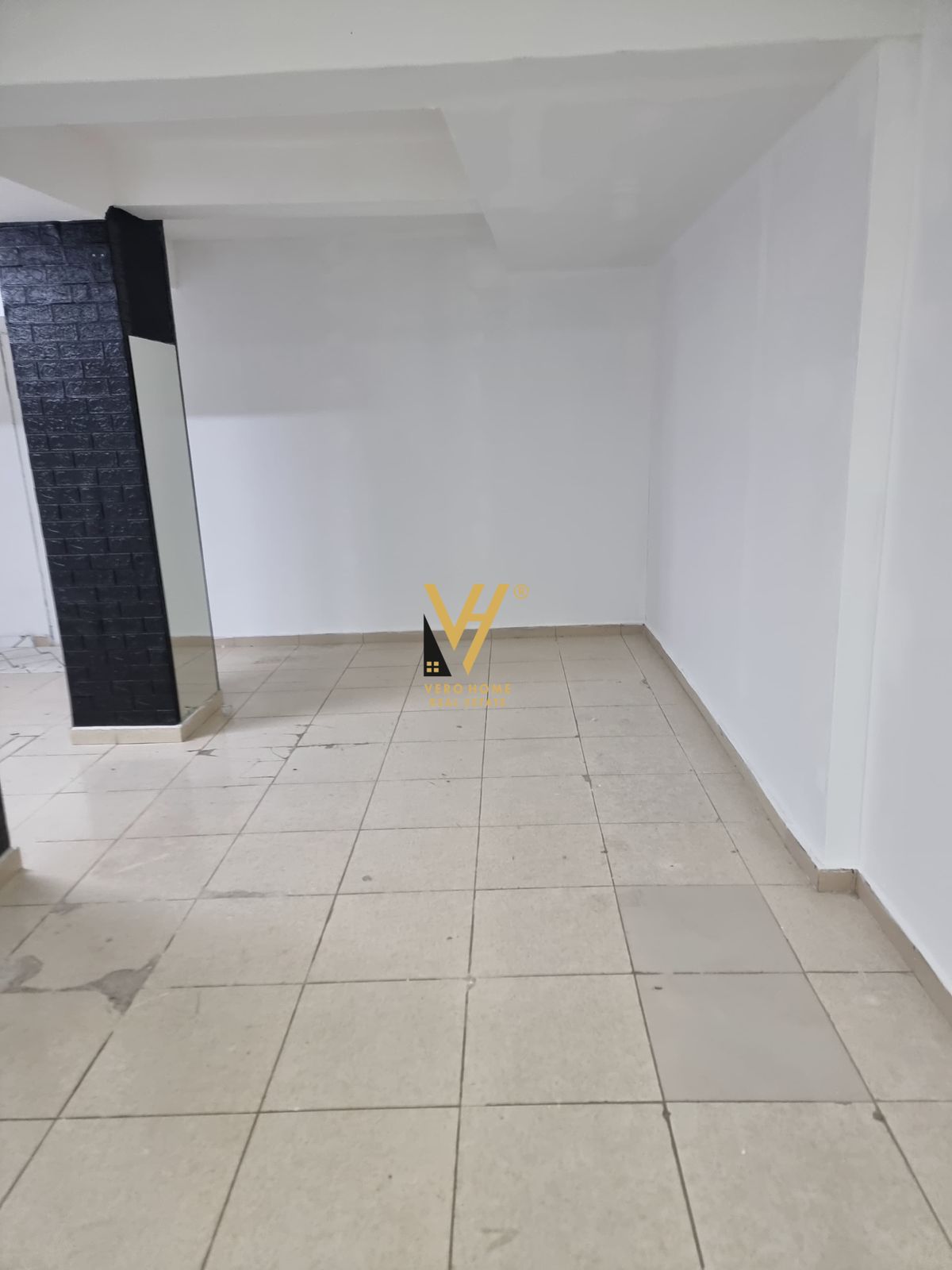 DYQAN 45 M2 ME QERA NE LAPRAKE 500 EURO