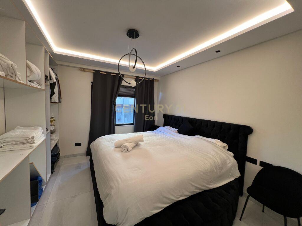 JEPET ME QIRA APARTAMENT 2+1 + GARAZHD, NE VILA ZOGUT, PAMJE