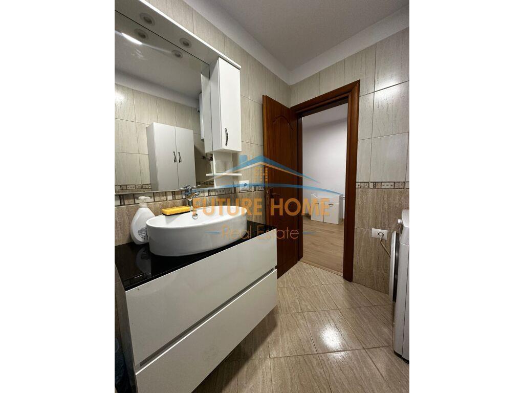 Qera, Apartament 1+1, Myslym Shyri, Tiranë