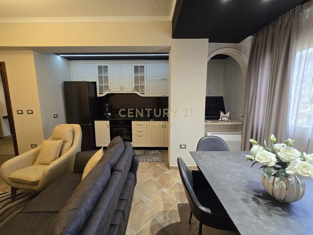 Apartament 2+1 me Qira në Durrës pranë Drejtorisë së Policis