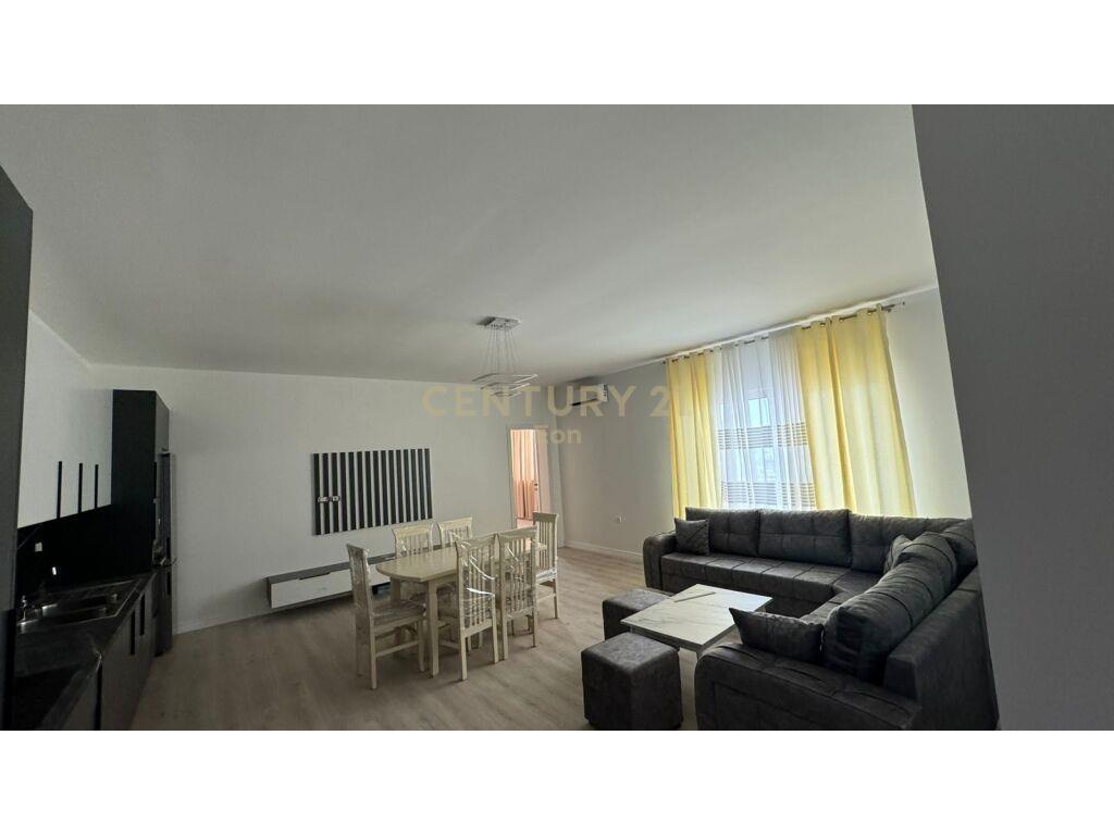 JEPET ME QIRA APARTAMENT 2+1 , I SAPO MOBILUAR PRANE UKD , D