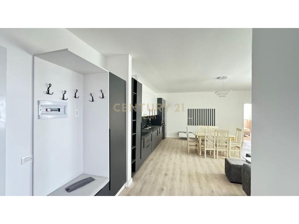 JEPET ME QIRA APARTAMENT 2+1 , I SAPO MOBILUAR PRANE UKD , D