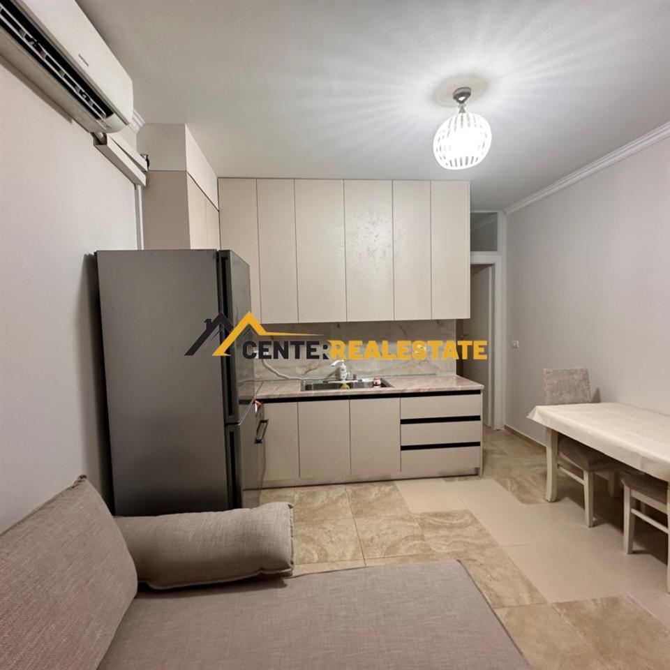 JEPET ME QIRA APARTAMENT 1+1 I SAPO MOBILUAR, ELBASAN.