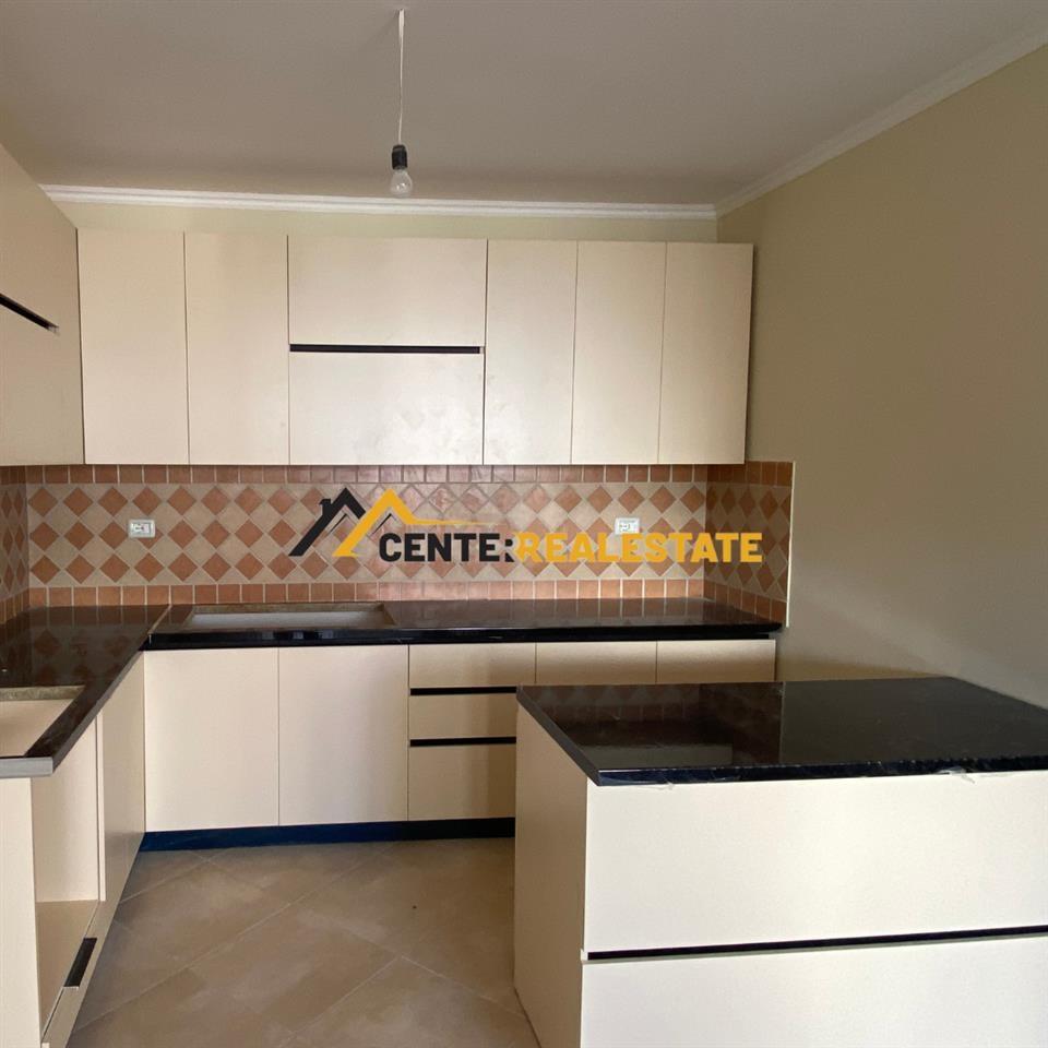 APARTAMENT ME QIRA 2+1 I PA MOBILUAR, ELBASAN.