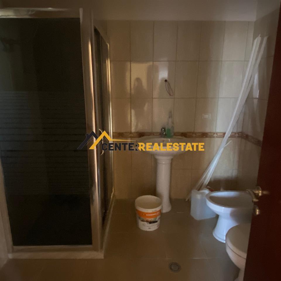 APARTAMENT ME QIRA 2+1 I PA MOBILUAR, ELBASAN.