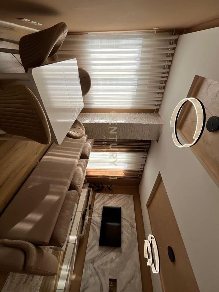 Super Apartament 2+1 Per Qira, Stacioni I Trenit , Durres